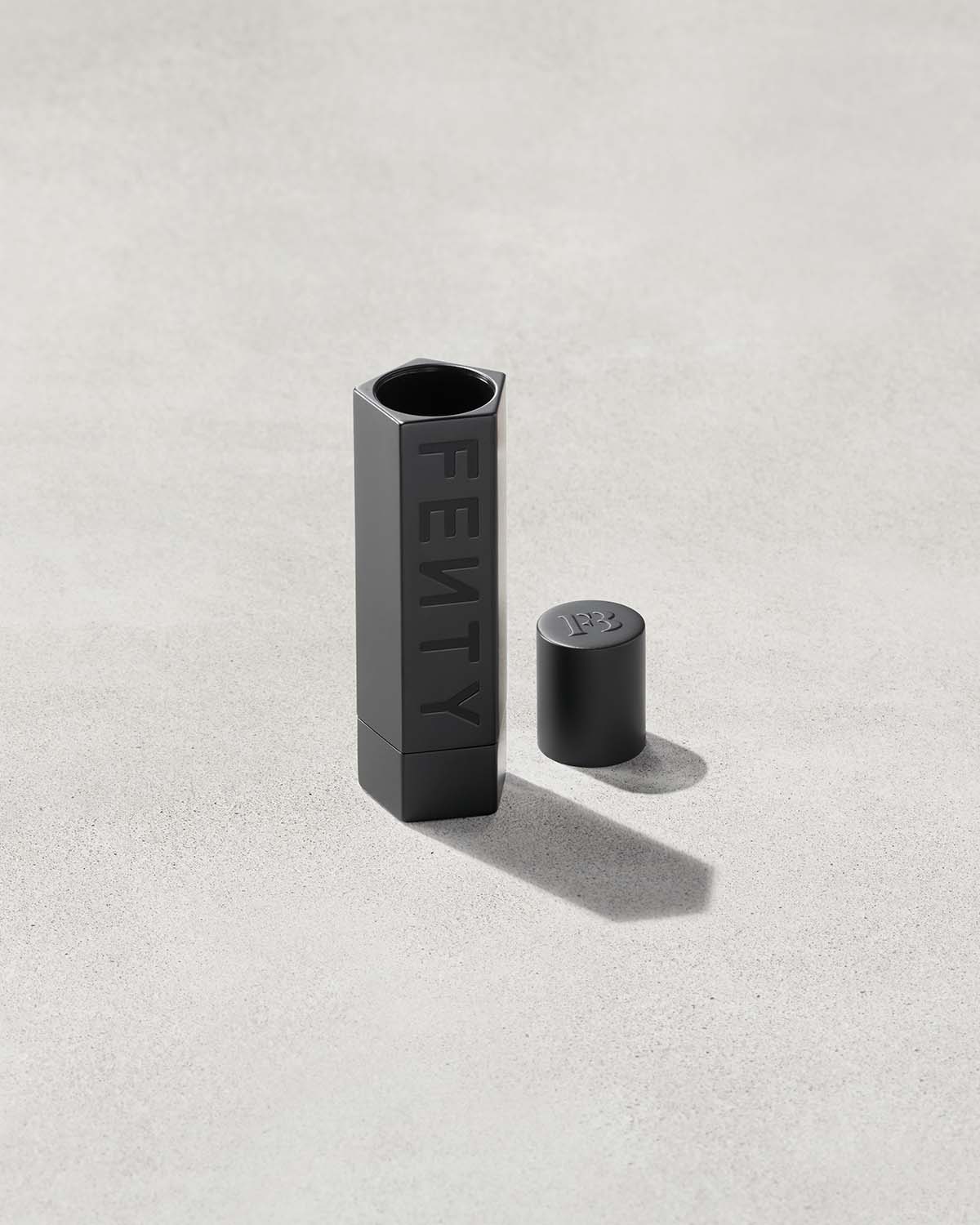 Fenty Icon The Case Semi-Matte Refillable Lipstick - Matte Black